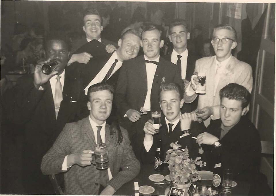Front row. GORDON THORPE, PETER CORBISHLEY, ROGER RATCLIFFE,Middle row. BASIL BRACE, N/K, JOE SHEPHERD, GEOFF COOKSON, Back row ALAN ROBERTS, ROGER STOPHER