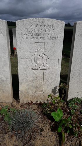 gommecourt cemetery