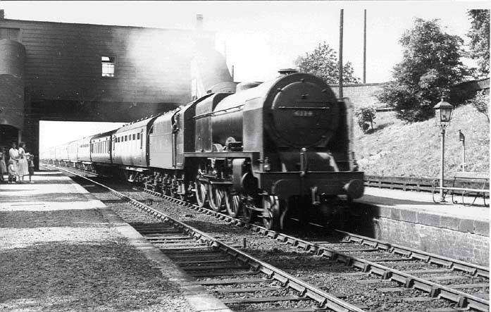 LANCASHIRE FUSILIER PASSES BRINKLOW IN 1937 ON A UP EXPRESS