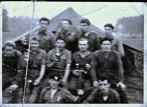 picture from field firirng ex at Sennelager 1961
front row Vince moran,Bobby Draper
middle l/to r smith91 Graham Ratcliffe Smith 57 kevin McDowell, Ronnie Wilkinson
back row Johnny (plonk) Wilkinson, Bill Bostock, Wally Wilkinson, Kevin McPartland